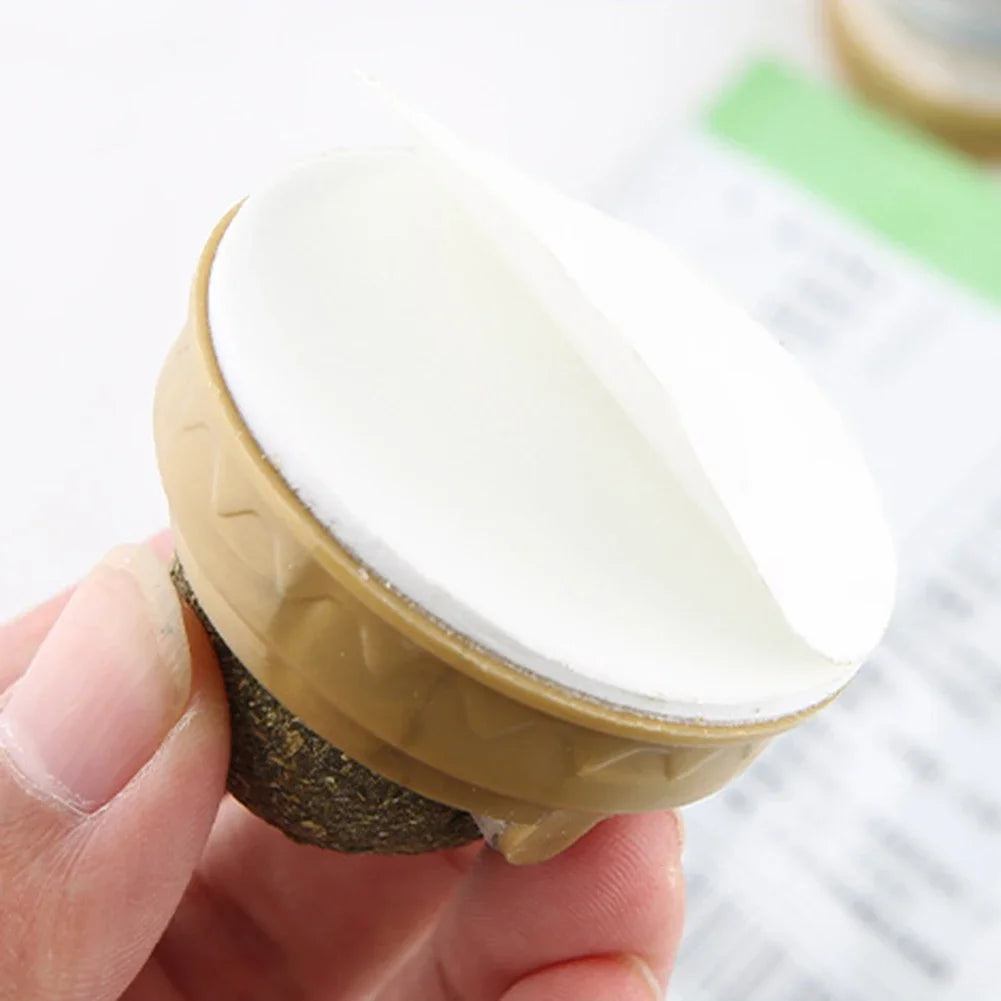 ⭐ MewBall™ – Catnip Wall Toy Highlights